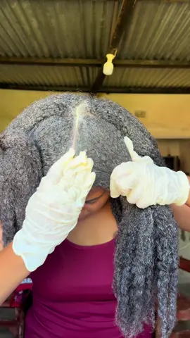 Ethiopian hair butter •Kibbeh• #naturalhair #4ahair #4bhair #4chair #4abc #thickhair #crespa #cabelonatural #lowporosityhair #afrohair #healthyhair #naturalhairtiktok #longhair #washday #haircareroutine #darkhair #hairgrowth #hairbutter  #mozambique #angola #brasil 