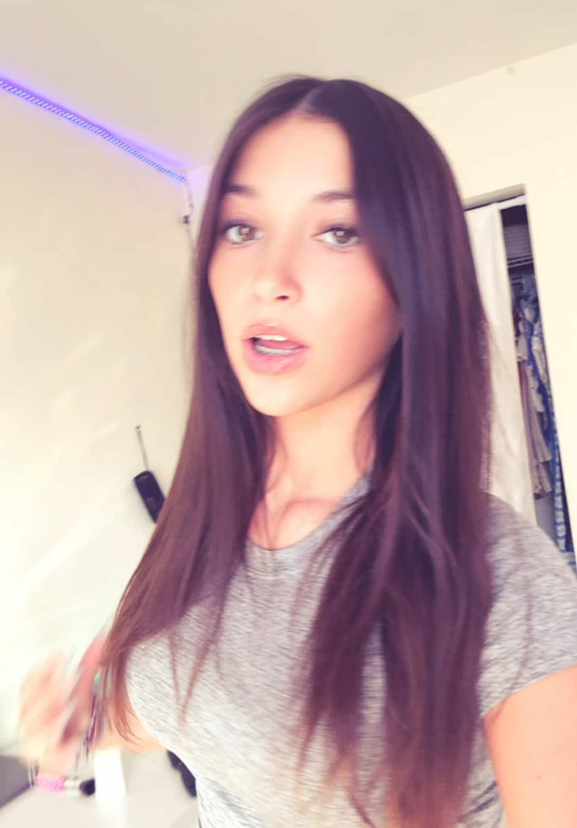 nail her shit 