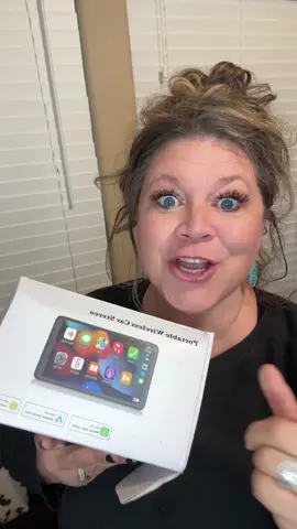 Wireless CarPlay System on a FLASH SALE would make the perfect Christmas gift!! #fyp #carplay #wirelesscarplay #tiktokshopfinds #flashsale #tiktokshopholidaydeals #tiktokshopcybermonday 
