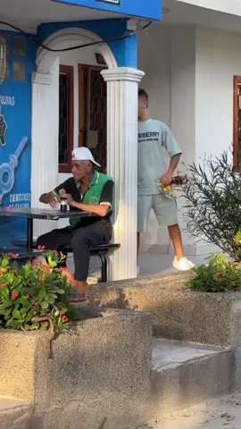 The funny cap 🤣 #funnyvideos #funnymoments #prankvideos #funnyvideo #funny #prank #funnyprankvideos #prankvideo #funnypranks #funnyprank #fypシ 