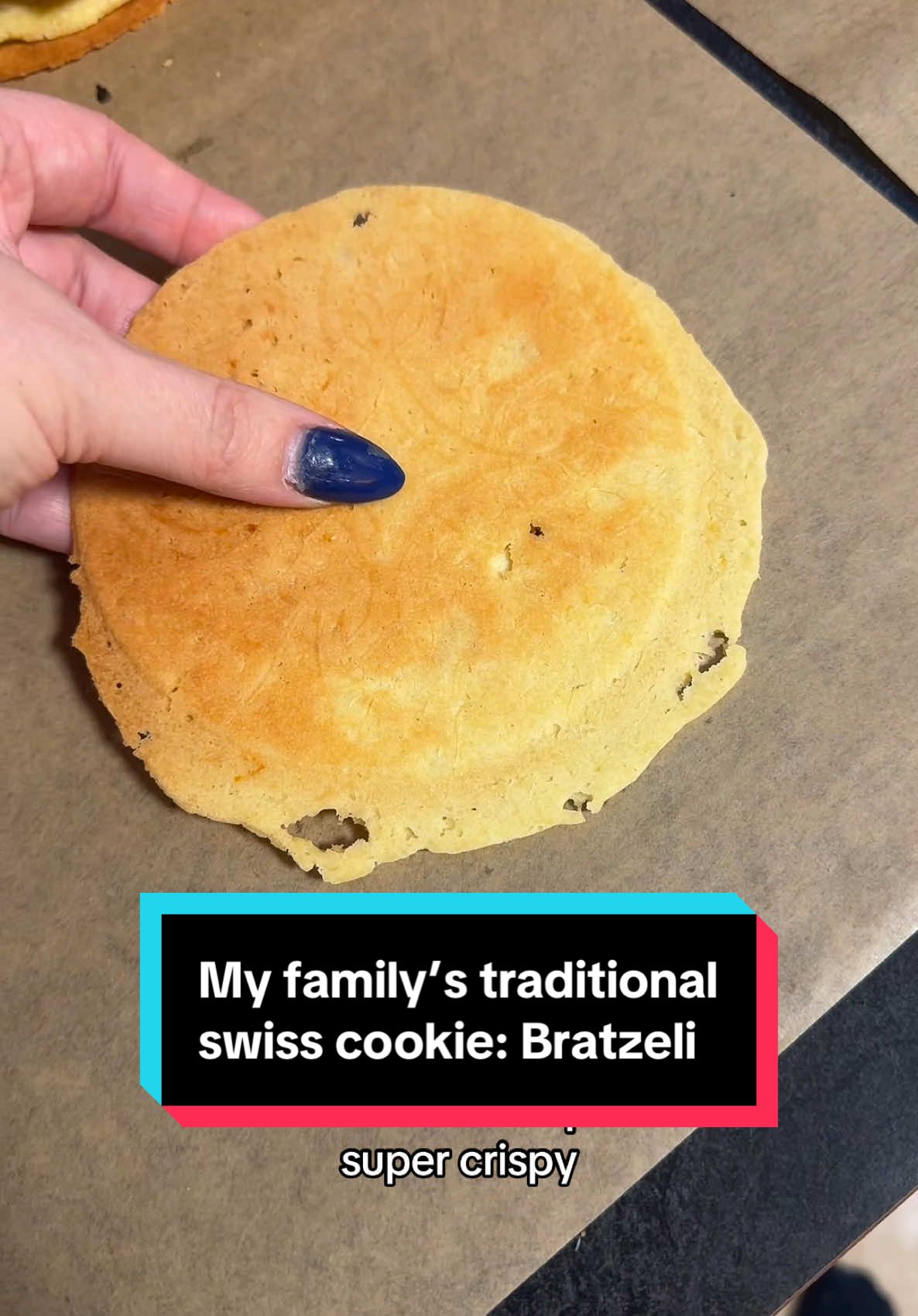 Bratzeli Christmas Cookies are THE BEST! 💖 #bratzeli #bratzelicookie #swiss #swisscookie #swisscookies #swissbakery #swissbaking #krumkaka #pizzelle #pizzelles #pizzellecookies #familytradition #cookieiron #cookie #sugarcookie #lemoncookie #lemoncookies #lemoncookierecipe 
