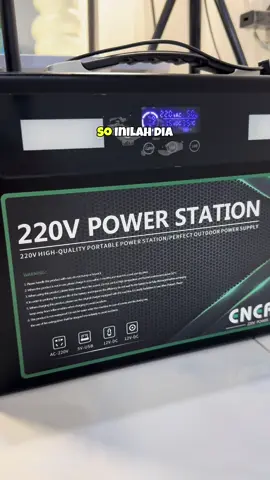 Power station untuk korang kaki camping atau peniaga2 yg berniaga tepi jalan takde penjana elektrik . #powerbank #powerstation #penjanaelektrik #powerbankmurah #powerbankviral #enertzy #enertzypowerstation 