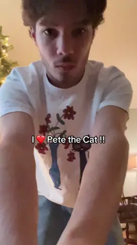 #petethecat #shirt #childhood #nostalgia #flowers #flowerpete #sillyshirt #kidsbooks