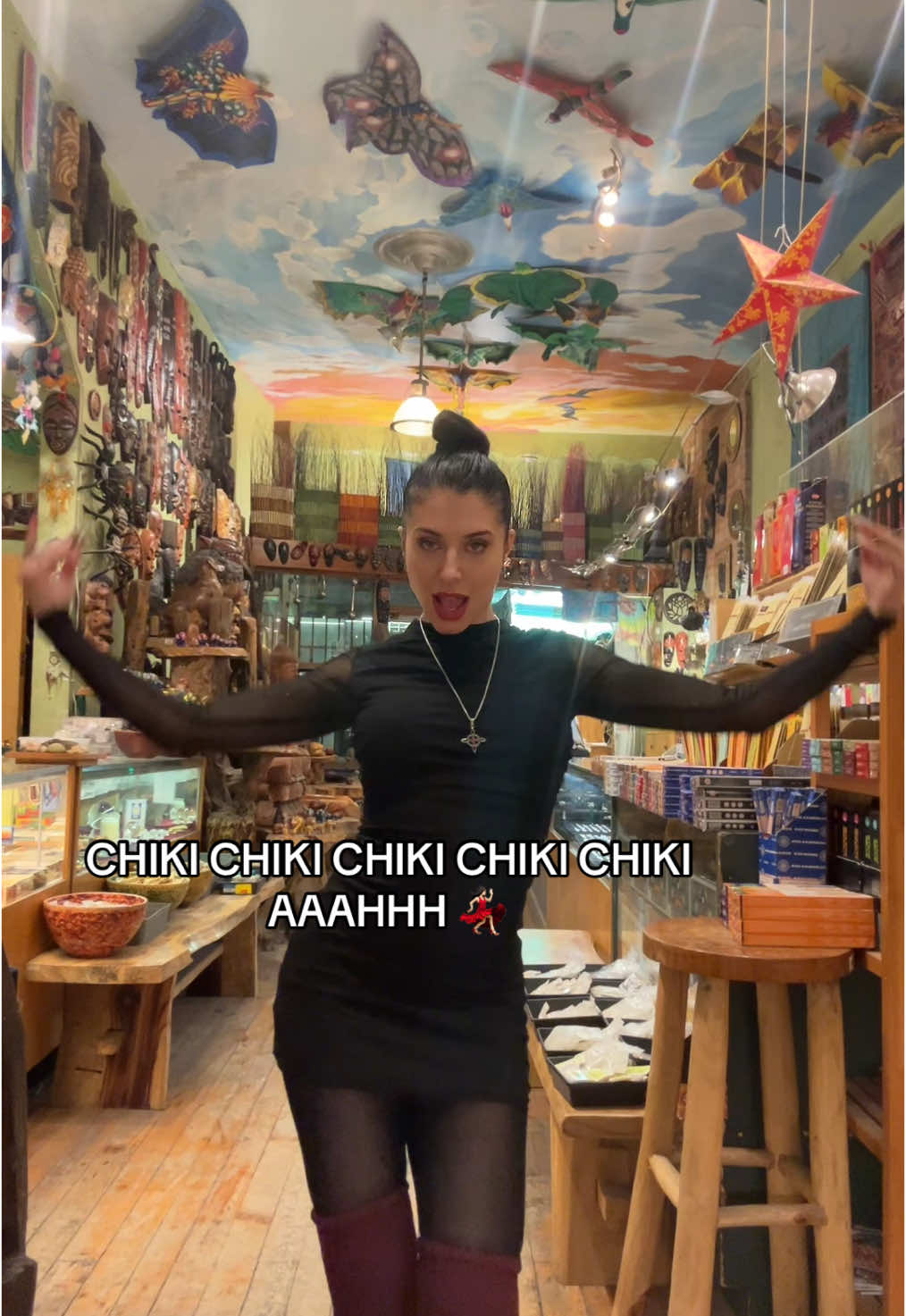 LA REINA TOXICA YA ESTA EN SPOTIFY, A BAILARLA YAAAAAA A GOZARLAAAA, A GRITARLAAA! #brujas #reina #toxica #lareinatoxica 