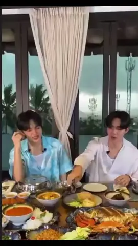 ใครไม่เคยเห็นน้องนิวดุพี่ซี👀ดูววววว😄 #ZeeNuNew #NuNew #ZeePruk 