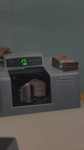 Alhamdulillah di siang hari yang cerah ini, kita cuan dan langsung di tarik tunai sebesar 41 Juta 200 Ribu🤑💸💰🔥, lumayan banget buat jajan mah🥹 #fyp #fypシ゚ #foryou #foryoupage #beranda #berandagkya #masukberanda #cuan #cuanterus #tiktok #tiktokindonesia