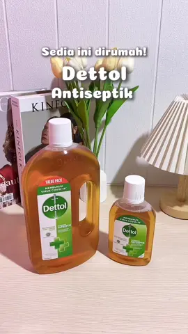 Apalagi udah memasuki musim hujan rawan banget bakteri dan kuman dimana-mana, makanya lindungi anak kita Moms 🥰 #dettol #dettolantisepticliquid #dettolindonesia #antiseptic #jagoanvideotrending #megaguncang1212 