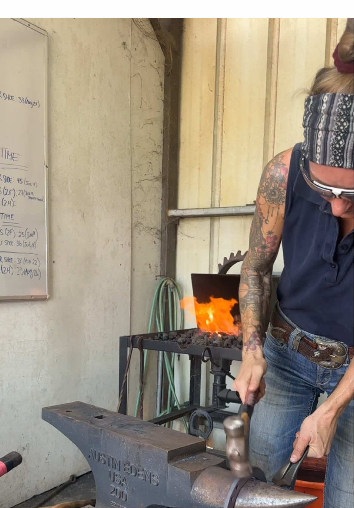 🔥🎶 a little forging  . . . . . #farrier #metalwork #forging #forge #blacksmith #blacksmithing #blacksmithshop #blacksmithtiktok #blacksmiths #horseshoeartist #blacksmithproject #farrierwork #womenintrades #tradeswoman 