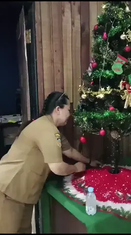 christmas is here 🎄🎄🎅🎅 #pohonterangkominfo #pohonnatalkominfo #christmastree #fypviraltiktok🖤シ゚☆♡  #foryoupage 