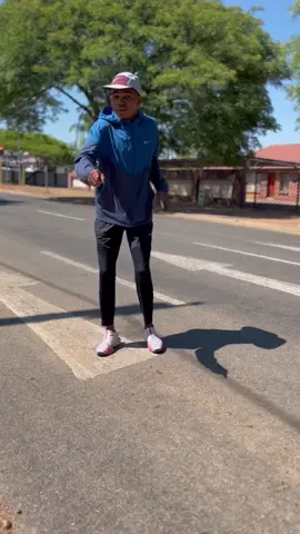 Eiish e chaile😹😹❤️🔥 #ashleyworldwidee #selaleng #botswana🇧🇼tiktok #fypppppppppppppp #motionroots #viral_video #ashleydance #lovememode #lekompo #trend #goldenboys #abiwamampela #mpyajaeve #dc #polokwane #makhadzimuimbi #viralllllll #mrbeast 