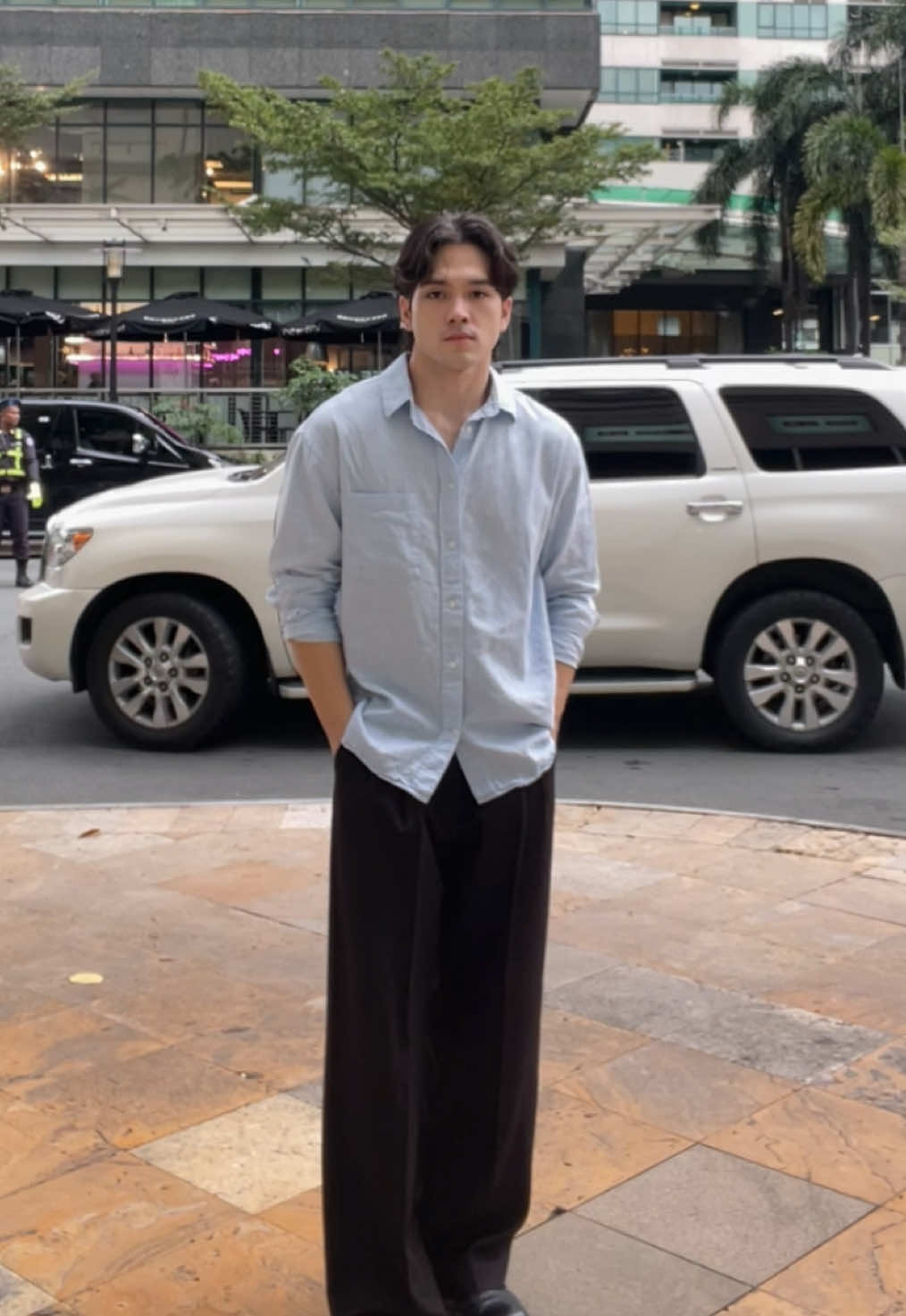 Wide fit 🤌🏼 #style #outfit #outfitideas #fashiontiktok #mensfashion #fitcheck #fyp 