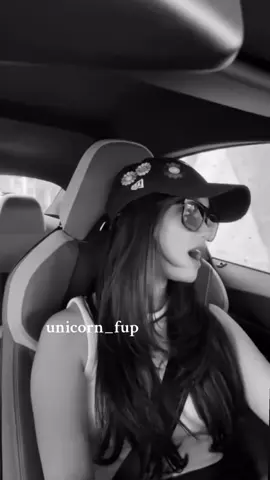 beuhhh menyalaaa kesayanganku 🤍 . . . #fujiann #fypシ゚viral #fypdongggggggg #couple #fujian🖤 #fujiantiutamiputri #fypage #fujiantiutamiputri❤️❤️ #fujiantiutamiputri💗   #couple #fujigala #fujigalasky🔥 #fujifadly #xyzbca 