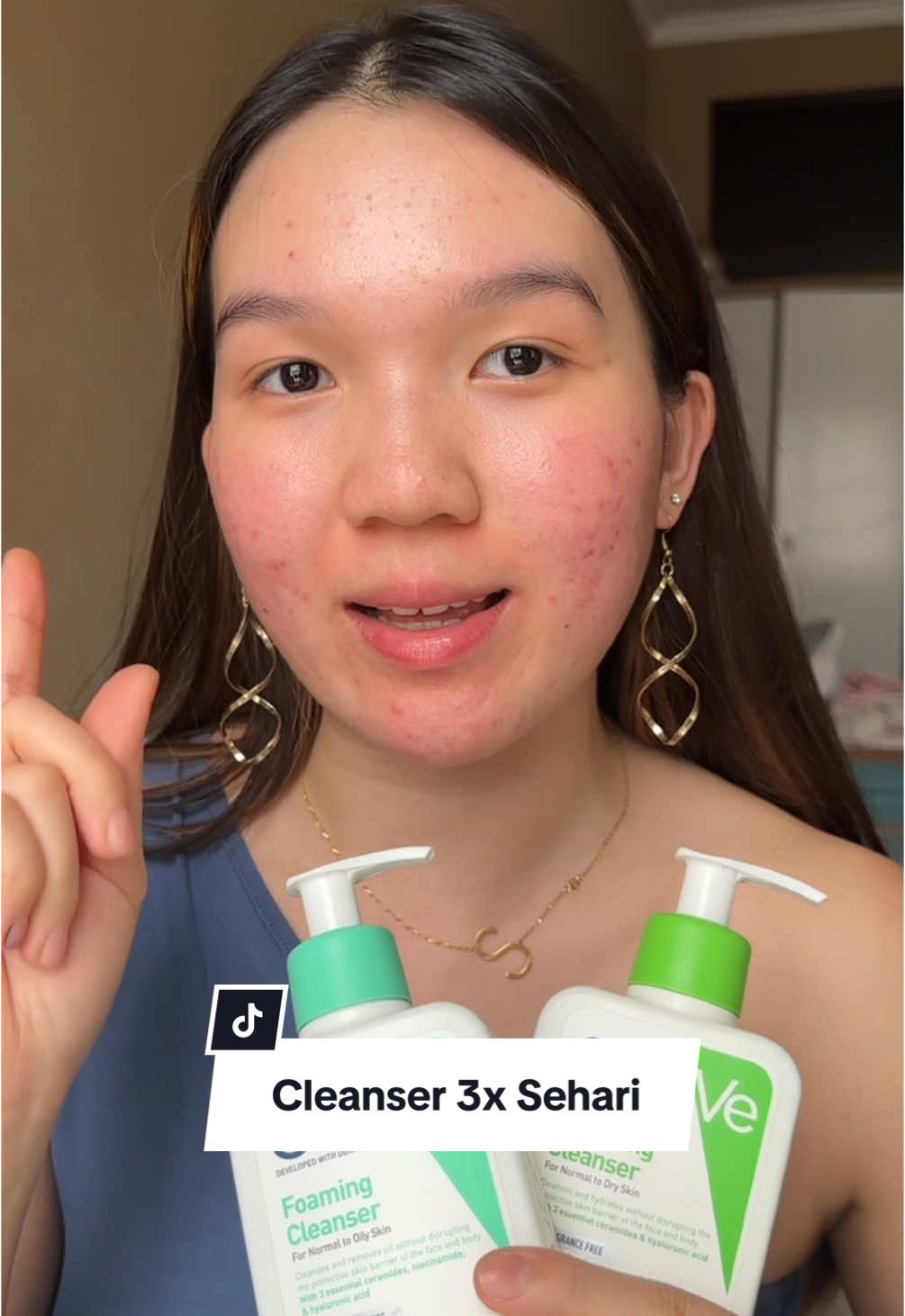 @CeraVe Indonesia tanggung jawab 😭😭 3x sehari cuci muka selalu terngiang2 lagu ini (iya aku cuci muka sehari 3x, tp pake cleanser ini ga bikin kulit rusak/kering)!! #CeraVeID #JuaranyaCeramides #CleanseLikeADerm #SuperCleanser 