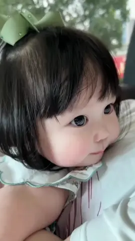 Nhả vía con gái yêu cho các bố 😘😚😚😚 #suachobeyeu#suachobe#short#shorts#baby#cute#tiktok#reels Sữa cho bé yêu