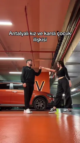 Halay’a davet kfkdkff #elsed #dans #explore #elifnuryel #sedatpolat #keşfetteyizzz #beniöneçıkart #couple #date #otopark #funny #halay #gf #bf #dance 