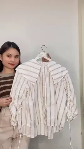 Blouse stripe bikin outfit makin cutie. #fashiontiktok #fypage #fashiontok #dressup #kylafashion #formal #kemeja #fyp 