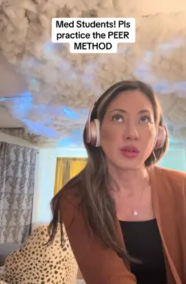 Change your life in just 5 minutes a day🤩 Start and end your day with the PEER method to reset your mindset + mindfulness. P - Physical: How's your body physically feeling? Tired? Energized? E - Emotional: Can you identify an emotional feeling? Anxious? Overwhelmed? Grateful? E - Environment: What might stress you out today in your environment? Plan for it. R - Relationships: Who or what needs your care— yourself, a loved one, a pet? Morning: Be proactive about your day. Night: Reflect without judgment. Simple. Transformative. Consistent. #MentalHealthReset #PEERMethod #wellnesstips