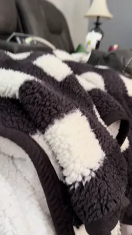 #bengals #bengal #bengalcat #cat #meow #animalsoftiktok #elderlycatsoftiktok #funny #cats #catlover #fypage #foryoupage #catsoftiktok #foryou #loudmeow #loud #trending #trend #trendingvideo #trendy 