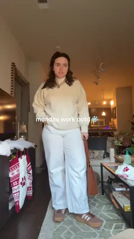 todays office outfit is giving The Holiday imo 🎅🏼❄️ #theholiday #nancymeyers #officeoutfit #officeoutfits #officeootd #midsize #midsizefashion #midsizestyle @target @Old Navy Official @Urban Outfitters @portlandleather | TOTE BAGS 