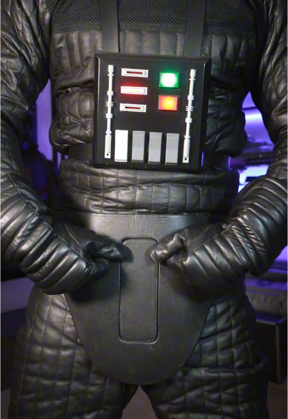 I am DARTH VADER! Imagine waking everyday having to put this on #darthvader #starwars #cosplay #cosplayer #costume 
