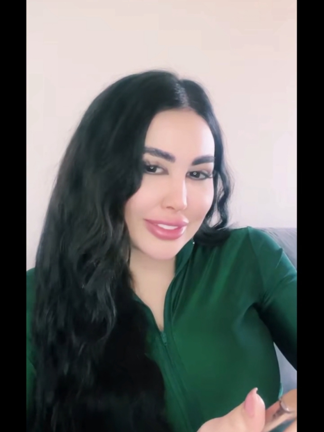 البنت لبنانية .. #ملكة_جمال_العالم #ملكة_جمال_الكون #ايقونة_الجمال #ملكة #كريستال #ملكة_جمال_العالم #ايقونة 