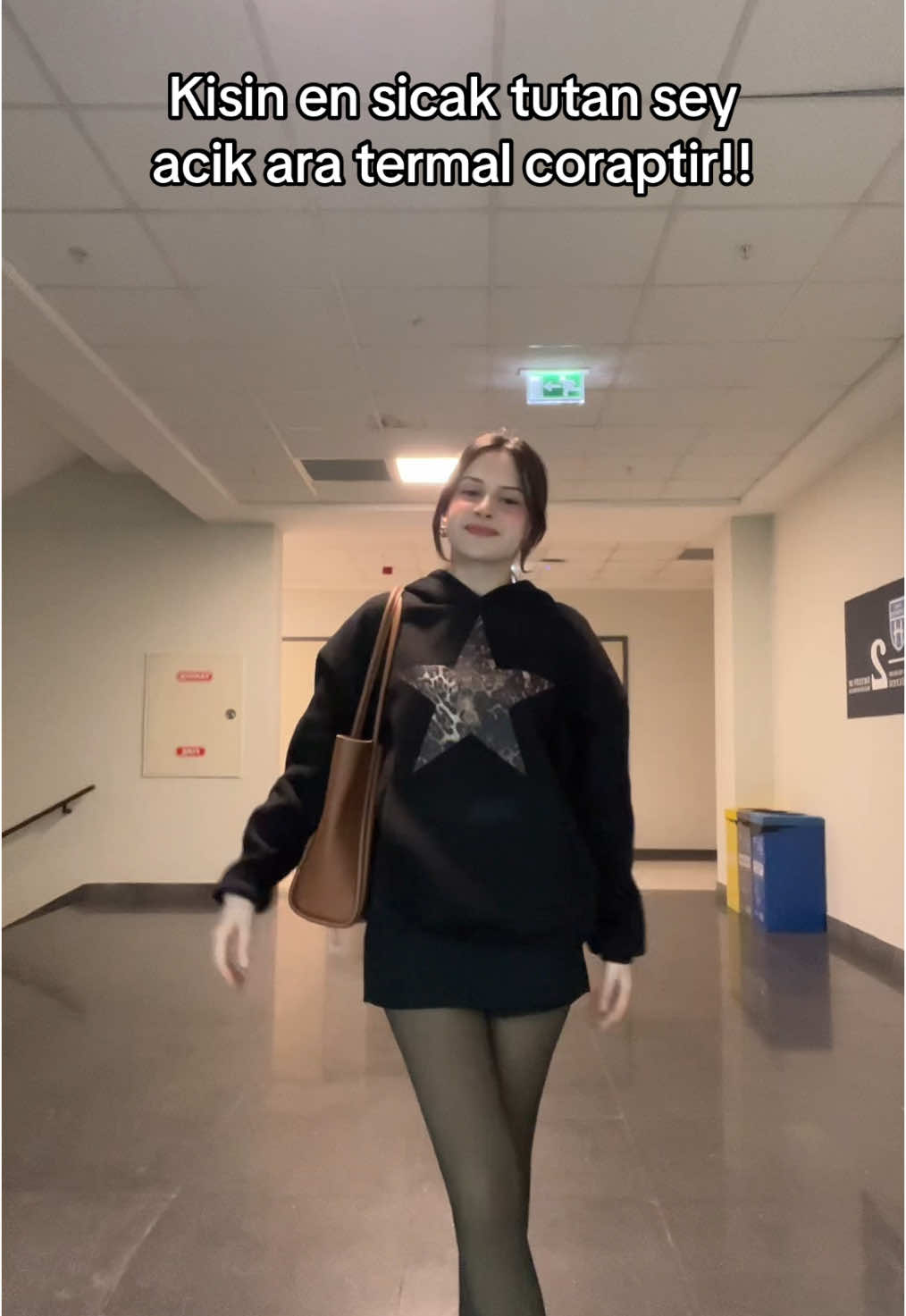 Nasil olmus askimlarrr #fitcheck #kombin #kombinönerileri #university #kombinvideoları #fitcheckchallenge #termal #termalçorap #sweat #ugg #leopar #yıldız 