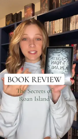 If you’re looking for a gothic romantasy to curl up with this winter, let me introduce you to The Secrets of Roan Island by Maci Aurora & Thea Masen. ☠️ set on a mysterious island ☠️ morally grey possessive MMC ☠️ scholastic FMC ☠️ primal play ☠️ who did this to you ☠️ he’ll unalive someone for her ☠️ forced proximity ☠️ spicy scenes #BookTok #booktokfyp #fyp #bookreview #thesecretofroanisland #theamasen #maciaurora #bookrecommendations #gothicromantasy 