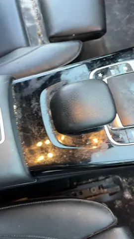 Longue vidéo de nettoyage d’une voiture de fumeur 🚭 #clean #nettoyage #CleanTok 