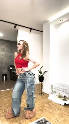 #marimoore #recommendations #blondegirl #dance #fyp 