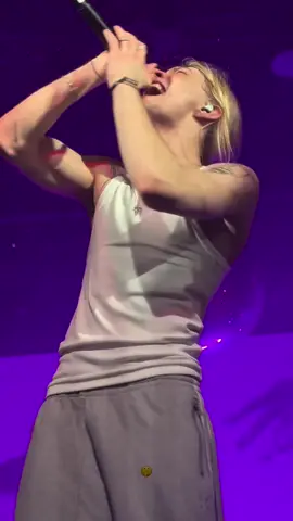 кисти крадутся ниже @nkeeei #концерт #спб #а2 #нкей #nkeeei 