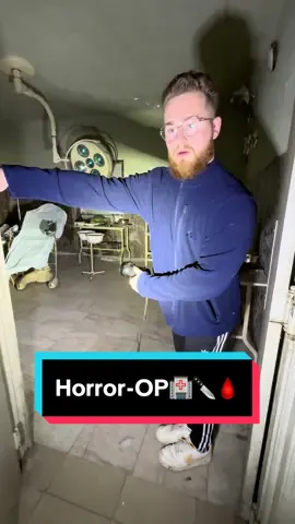 Verlassenes Krankenhaus 🏥😳🔪🩸 #krankenhaus #lostplace #lostplaces #lostplacesgermany #verlasseneorte #verlasseneortedeutschland #urbex #urbexgermany #abenteuer #unglaublich #lost #losthistorie #deutsch #horror #spannung 