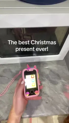 Anyone else caved this year and given a present to their child early🙈😂 #fyp #mumsoftiktok #parenthood #mumtok #dadsoftiktok #kiddoftiktok #toddlersoftiktok #kidsphone #christmas #christmaspresents 