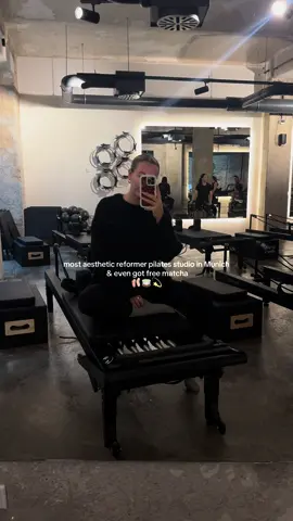 10/10 reformer pilates experience 💘📍Reformer Club #reformerpilates #munich #pilates #matcha #reformerclub 