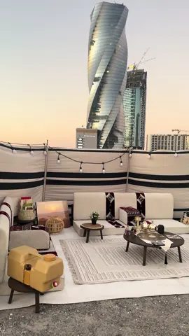 زانت الأجواء وبدت الكشتات ، ‎ جلـسة رَمـلة جـزء من لحظاتكم السعيـدة🐪🤍#اكسبلور #اكسبلورexplore #تيك_توك #ترند #البحرين #الشعب_الصيني_ماله_حل😂😂 #البحرين #جلسات_خارجية #جلسة_شتوية #كشته_طلعه_بر_وناسه #كشتات_الشتاء #explorepage #اكسبلوررر 