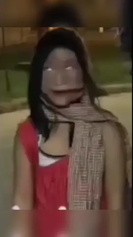 Ella NO es una Mujer, es un Skinwalker 💀 #parati #fyp #miedo #terror #misterio #xyzcba #viral_video 