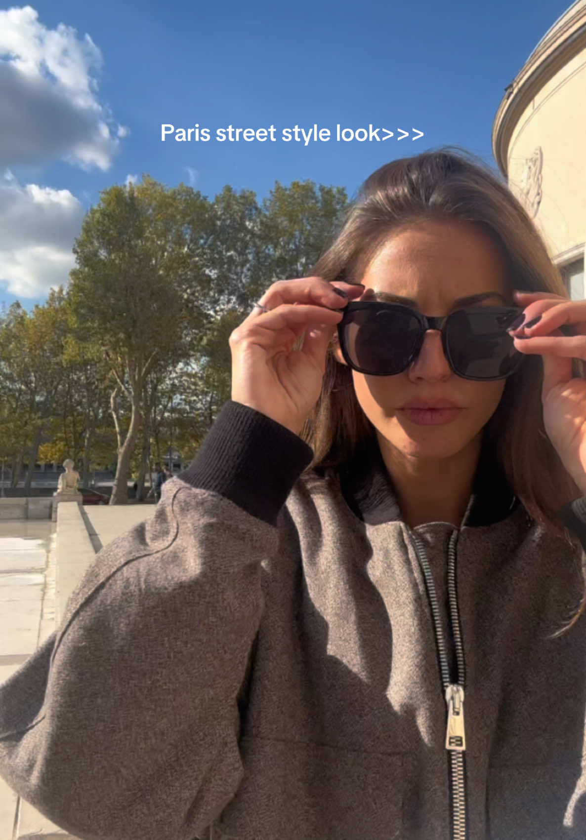 This bomber jacket 😍  #StreetStyle #denui #somensfashion #bomber #jacket #paris #streetwearjacket 