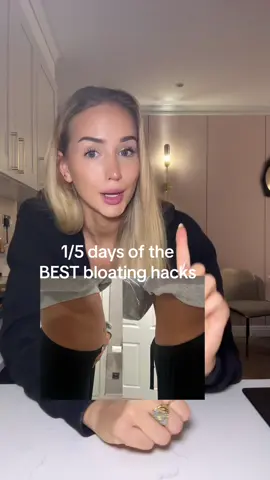 1/5 days of bloating tips ✨ #bloatingtips #wellnesstips #girladvice #bloating #bloatingremedy #wellnessjourney #guthealth #applecidervinegar #fyp