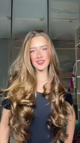 Menina veneno 🤍#trending #viral #explorepage #fyp 