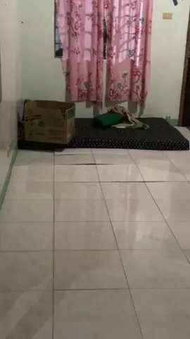 bakit kaya pumutok??? #tiles #fyp #pumutok #fypviralシ #viral 