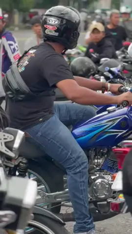 Sak blayeran parkiran gek mantuk .. #spekblayer #rxking #2tak #viraltiktok #viralvideo #kawanblayerofficial #fyp #bdr86officialblayer #rxkingblayer #rxkingspekblayer 