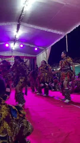 srikandi TURONGGO MUDHO PANGONAN#senimanindonesia #turonggomudhopangonan #fypdonggggggggg #gedrukindonesia #gedrukcantik #gedrukgemoy #gedruktemanggung 