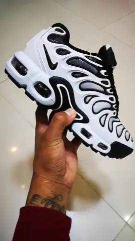 Nike Air Max TN Plus Drift 😎 Nuevo Ingreso 🤩 Tallas 36 hasta 39 🤩 #HakunaSport #zapatillas #nike #airmax #peru 🇵🇪 