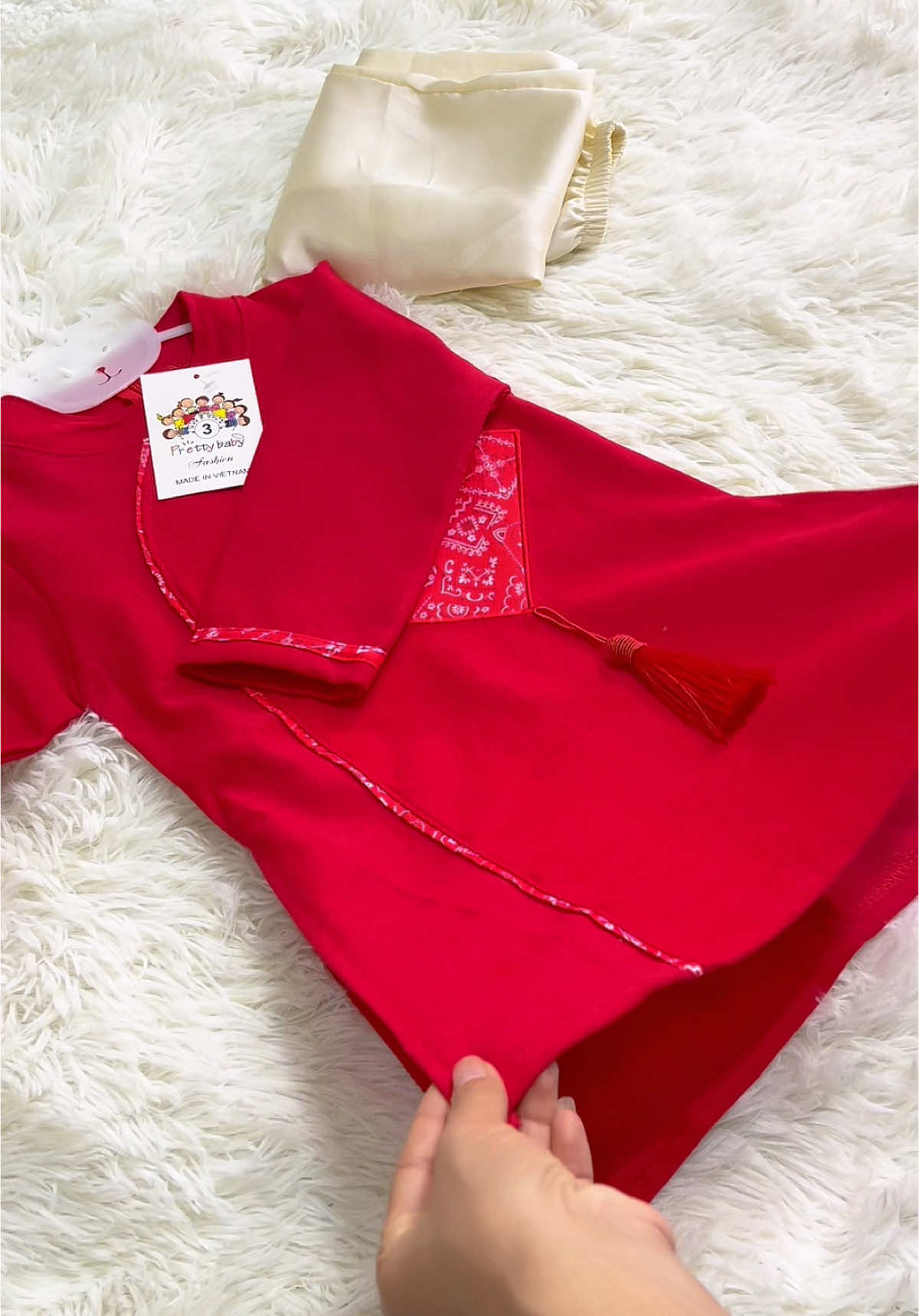 Sét áo dài cho bé trai gái ( có quần ) #thanhthanhnd2 #aodaicachtan #aodaichobe #tet2025 #aodaitet2025 #aotet #aotetchobe #aodaicachtanchobe #quanaotetchobe #xuhuong #thinhhanh #aotet2025  @thanhthanhnd2  @thanhthanhnd2 