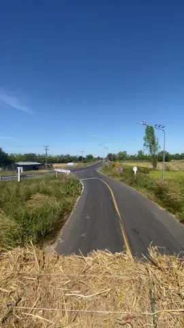 เปลี่ยนโหมทหน่อยละกัน🤣#เธรดเพลง #ท้องฟ้า⛅🌈 #วิวบ้านนอก🍃 #fypシ #สุรินทร์บ้านเรา#ยืมลงสตอรี่ได้ 