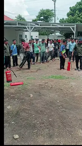 Waduh capeknya