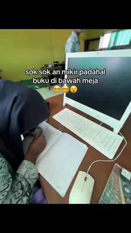 #uas #malukupride🏝🔥 #fyp #fypage #fypage #fotolive #nyontek 