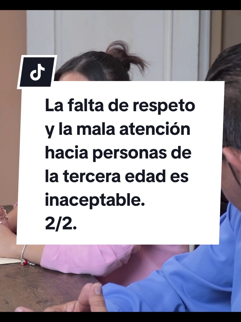 La falta de respeto y la mala atención hacia personas de la tercera edad es inaceptable. 2/2. #HistoriasABC  #HumorABC  #FrasesABC  #Cesar_Apaza_B 