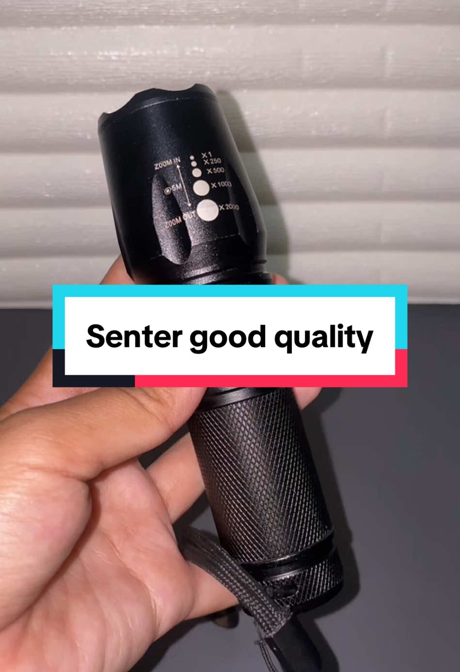 Sebelum musim padam dimulai, mari kita prepare senter di rumah, yg belum punya wajib beli karena gelap2an pas padam tuh ga enak banget, cek keranjang sekarang #senter #sentersuperterang #senterled #senterledmurah #padam #matilampu 