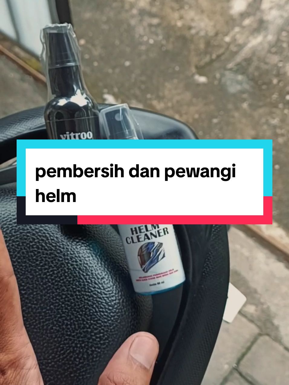Penghilang bau helm da helm clener#pewangihelm #pewangihelmet #helmcleaner #fyp #beranda #numpanglewat #trending 
