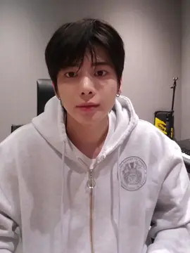 cakep banget dah  #taehyun #txt 